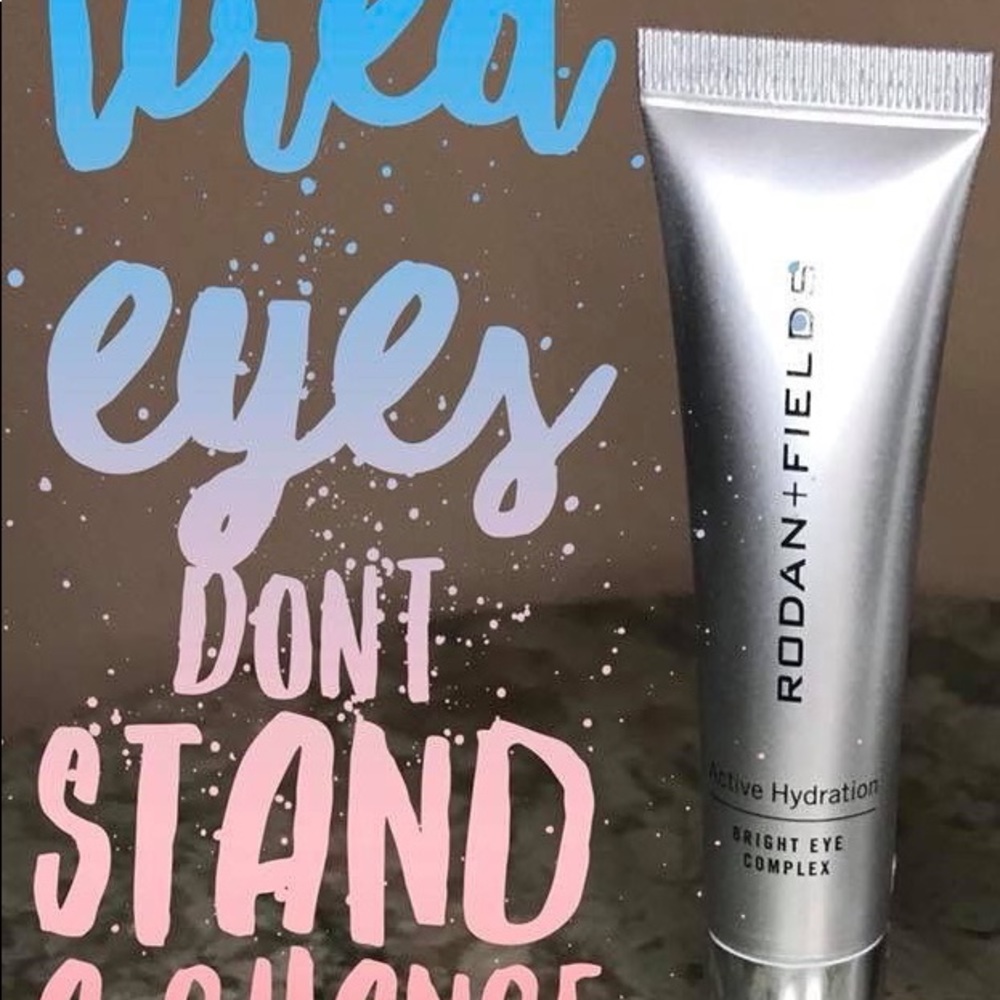 Active hydration for the eyes